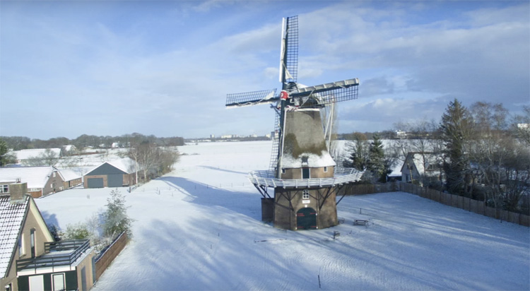 Winters Emmen van boven gefilmd met DJI Phantom 3 Professional