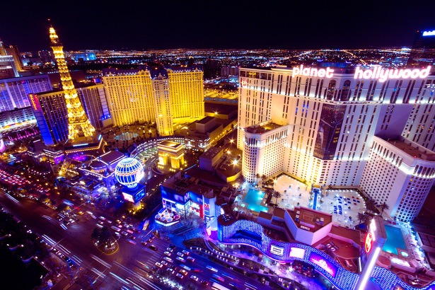 drone_las_vegas_strip_615