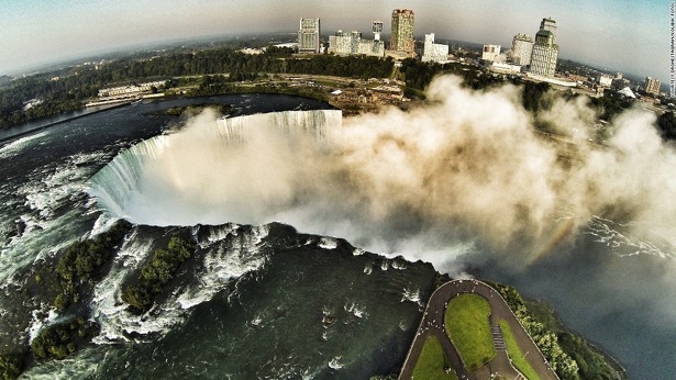 dronestagram-niagra-falls-drone